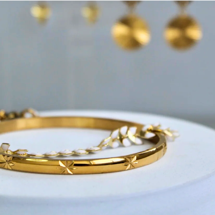 Deco Star Bangle